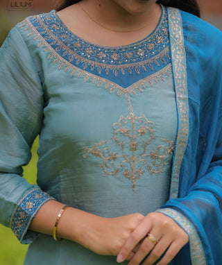 Azure Lotus Tissue Silk 3-Piece Set with Pockets