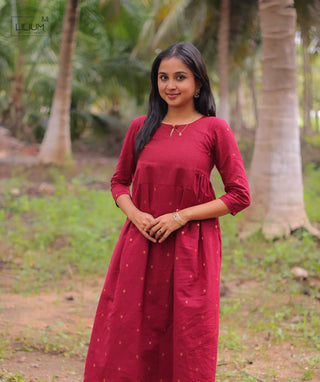 Burgundy Royal Handloom Coords Set With Back Zipper