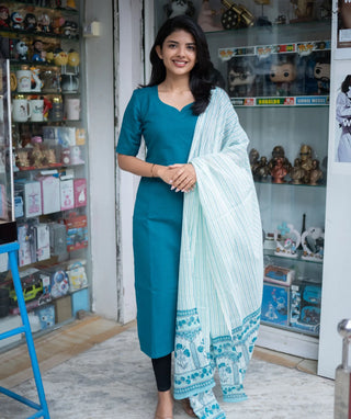 Arctic Haze Blue Cotton Kurti with Shawl – Casual Charm
