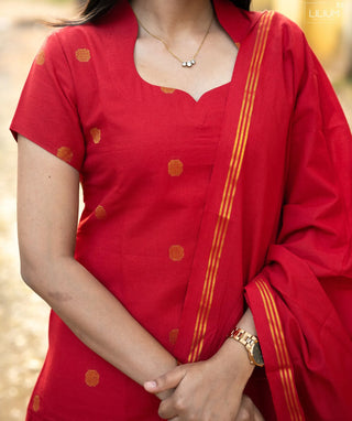 Sindoor Ruby Cotton Handloom A-Line 3 Piece Set with Pockets