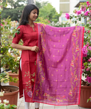 Bordeaux Bloom Chanderi Kurti with Shawl – elbow Sleeve Elegance