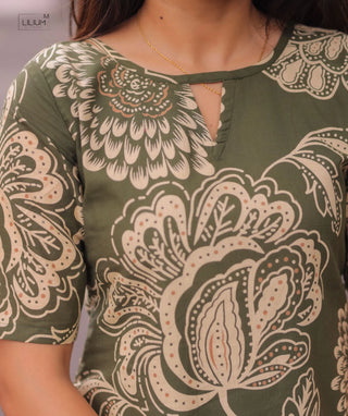 Forest Whisper Cotton Kurti – Minimalist Daily Wear
