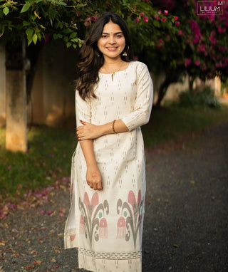 Ivory Bloom Cotton Slub Kurti with 3/4 Sleeves – Everyday Wear