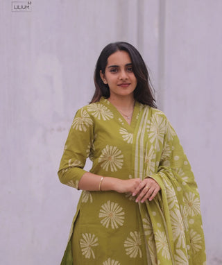 Pistachio Petal Veil Cotton 3-Piece Kurti Set
