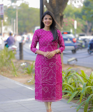 Magenta Pink Pure Muslin Kurti – Elegant Casual Wear
