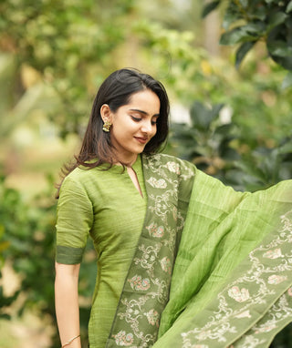Emerald Meadow Chanderi Kurti with Shawl | Casual Chic