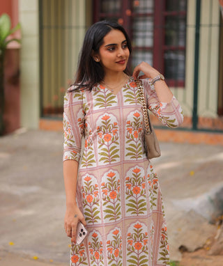 Ivory Peach Bloom A-Line Cotton Kurti with Pockets