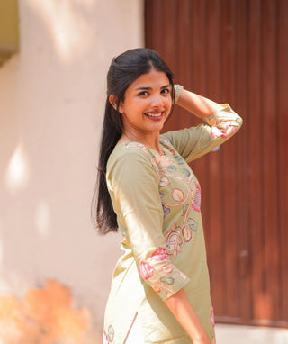 Sage Blossom Cotton Kurti – 3/4 Sleeves Everyday Wear