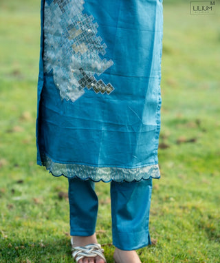 Ocean Teal Breeze Hand Embroidered Muslin 3 Piece Set