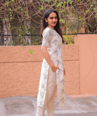 Ivory Sand Leaf Siberian Tussar Co-Ord Set with Pockets