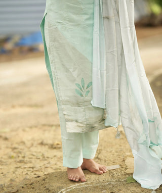 Pistachio Breeze Cotton 3 Piece Set for Festive Elegance