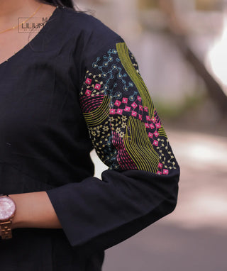 Elegant A-line silhouette kurti