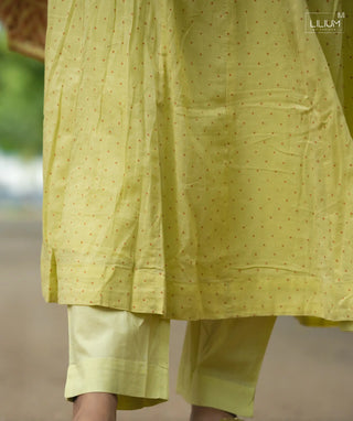 Detail of breathable cotton fabric texture