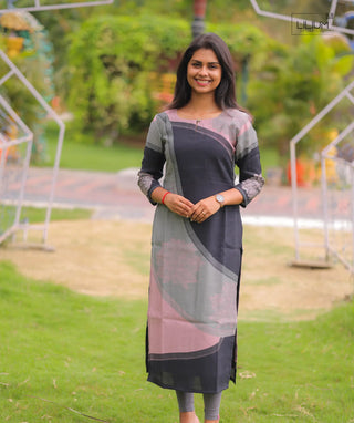 Black Amoura Muslin Kurti