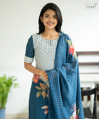 Women’s casual wear muslin dress with pockets