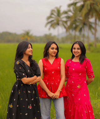 Stylish Mul Cotton Short Top in Red