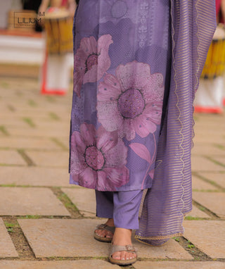Stylish ethnic dress for women perfect for Onam festival