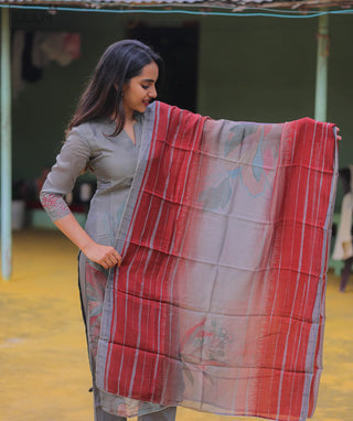 Comfortable Crimson Crown Silk Outfit