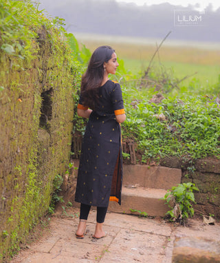 Cotton Slub Zari Work Kurti