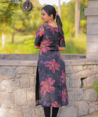 Elbow Sleeve Kurti Style