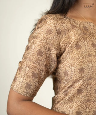 Elbow Sleeve Tushar Kurti in Sandy Mocha