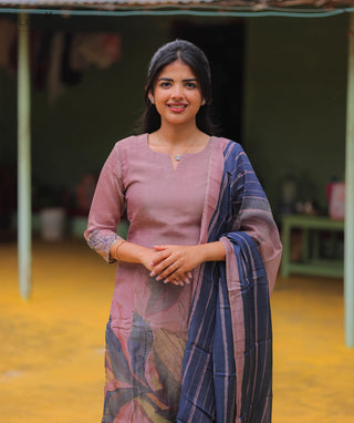 Elegant Women’s Tissue Silk Outfit