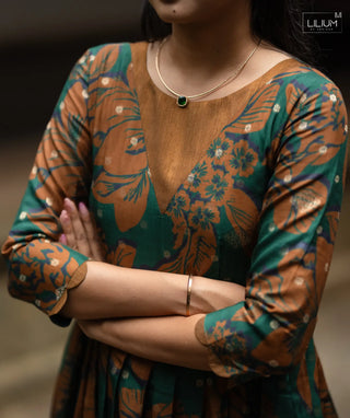Flowing Emerald Green Maxi Dress in Silk