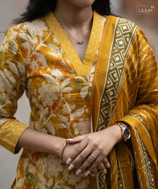 Festive Cotton Outfit for Women