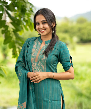 Festive Muslin Kurti with Shawl