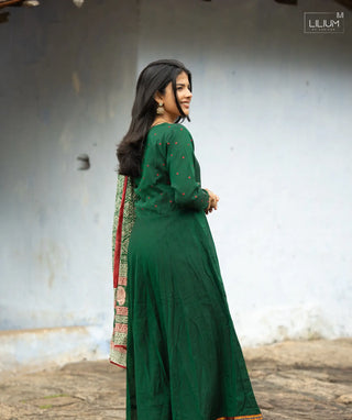 Premium Handloom Silk Outfit for Casual Wear