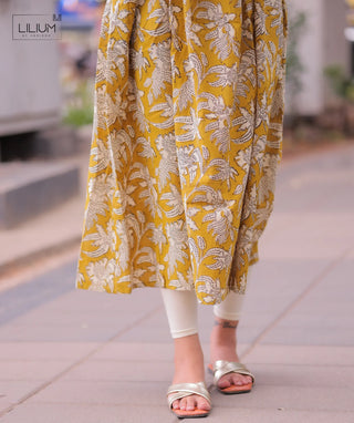Close-up of Fenugreek Bloom color fabric