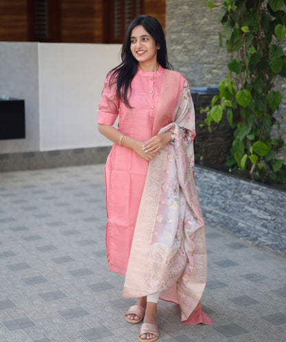 Gulbahar Peach Chanderi Kurti Set | Cream Banaras Shawl