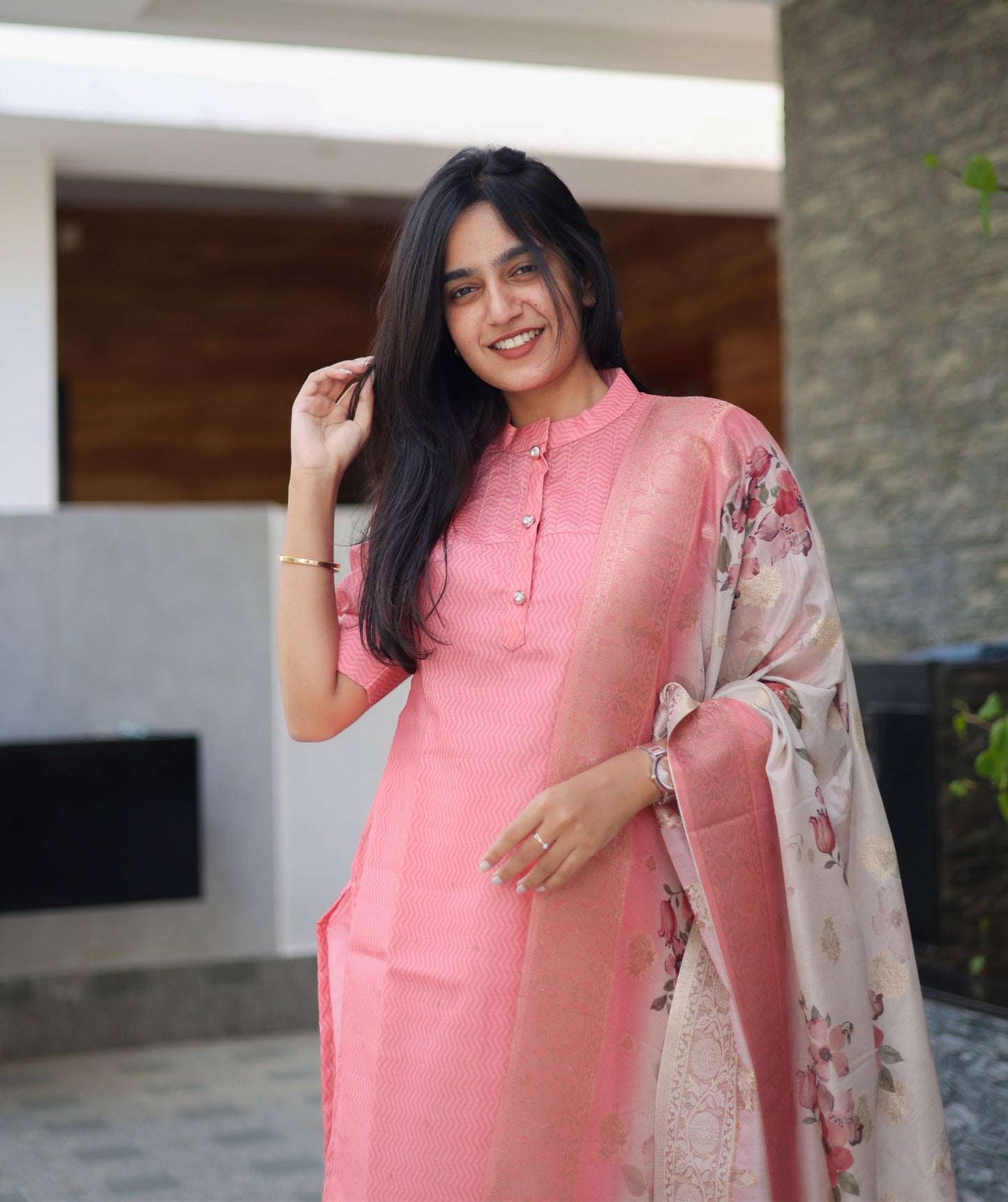 Gulbahar Peach Chanderi Kurti Set | Cream Banaras Shawl