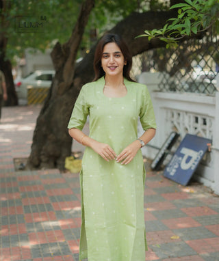 Pistachio Glow handloom cotton co-ord set front view