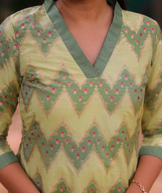 Kurti with 45-inch Length Banaras Silk