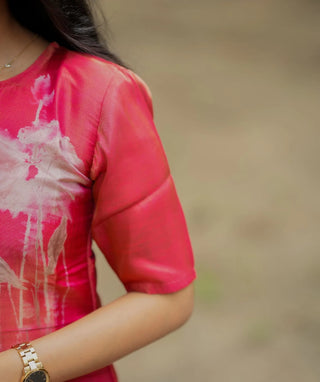 Back view of half-sleeve silk kurti