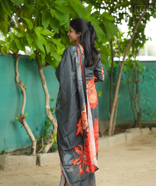 Vibrant Tangerine Dusk Kurti with Comfortable Fit
