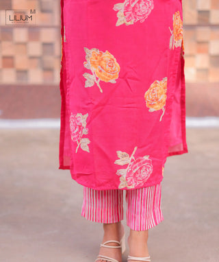 Muslin fabric close-up Tropical Rose outfit