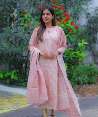 Half sleeve silk kurti in soft pink hue