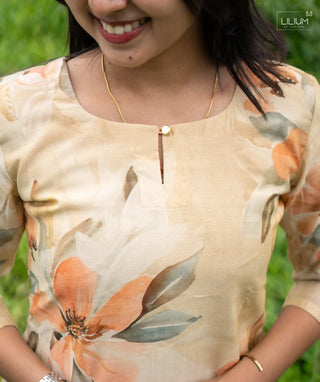 Lightweight Muslin Kurti in Peach Meadow