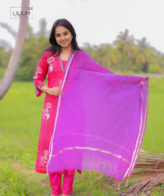 Ruby Orchid Muslin Silk Kurta Set for Women