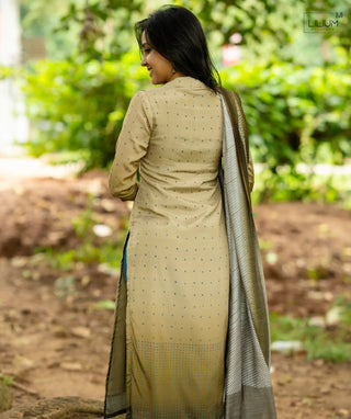 Royal Sand kurti fabric close-up