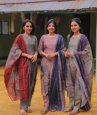 Stylish 3-Piece Tissue Silk Set for Women