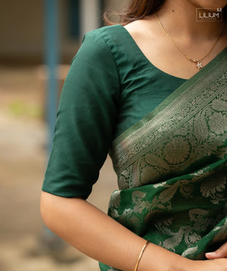 Stylish Women’s Saree for Festive Wear