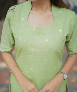 Fabric detail of handloom cotton co-ord set