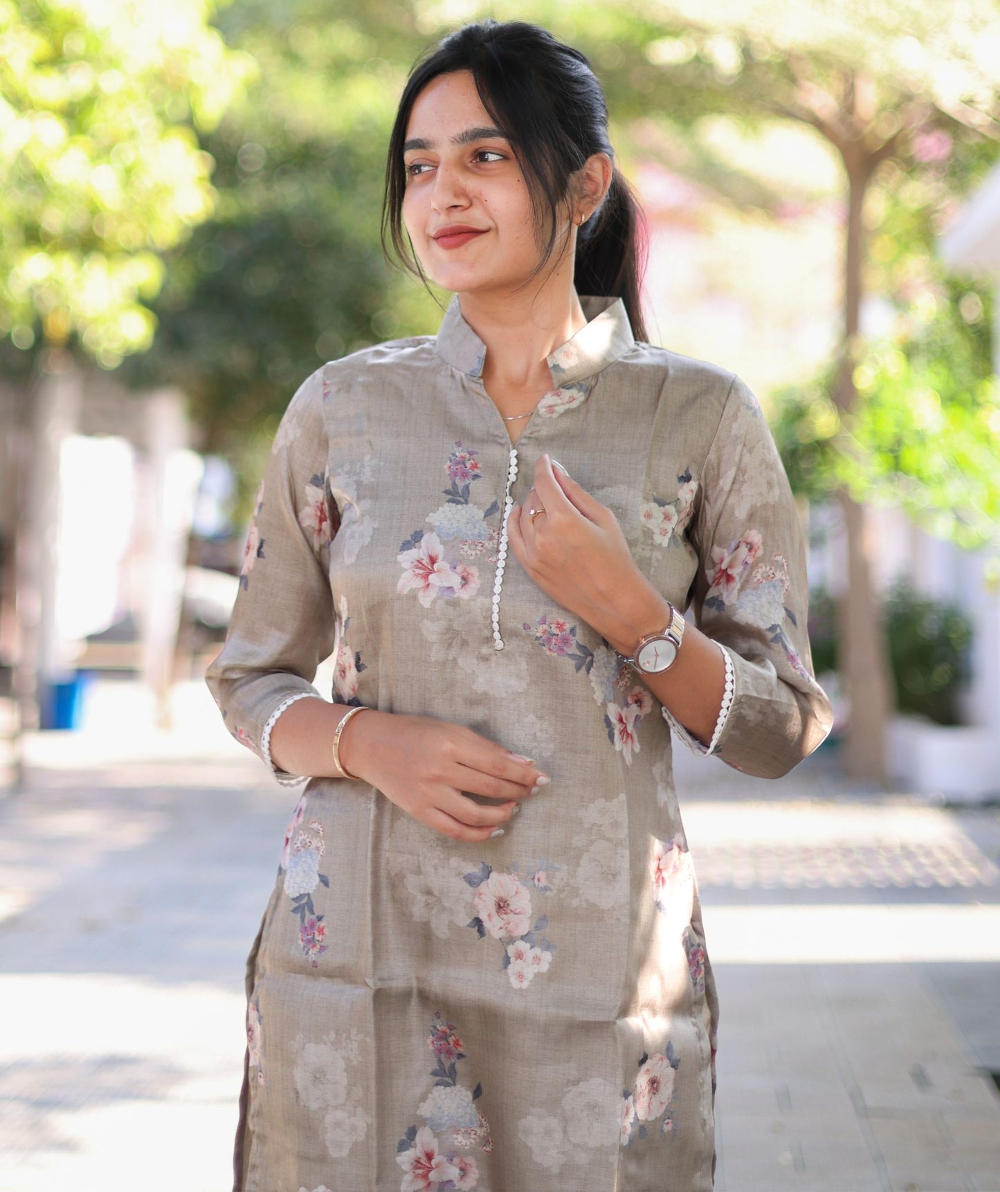 Tussar Silk Beige Floral Kurta – 3/4 Sleeve Collar Neck