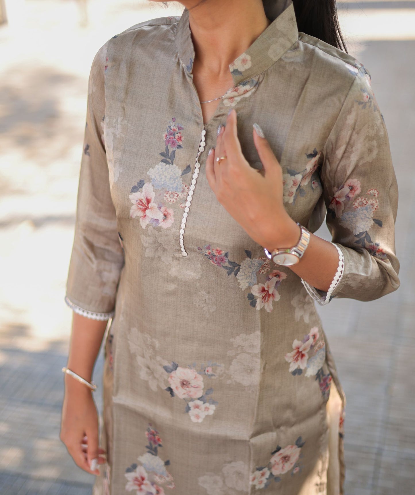 Tussar Silk Beige Floral Kurta – 3/4 Sleeve Collar Neck