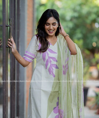 Lightweight orchid kurti outfit styled for daily wear