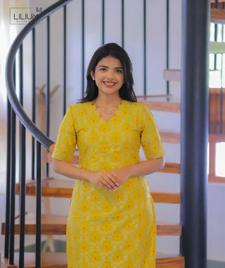 Women’s Banaras Silk Outfit with Zari