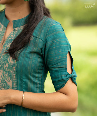 Women’s Festive Muslin Outfit